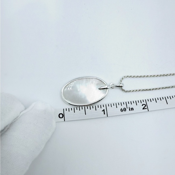 .925 Sterling Silver Oval Mother of Pearl Pendant Necklace - Picture 15 of 16